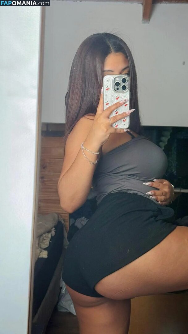 kaciemelons Nud OnlyFans  Fotografie scursă #2