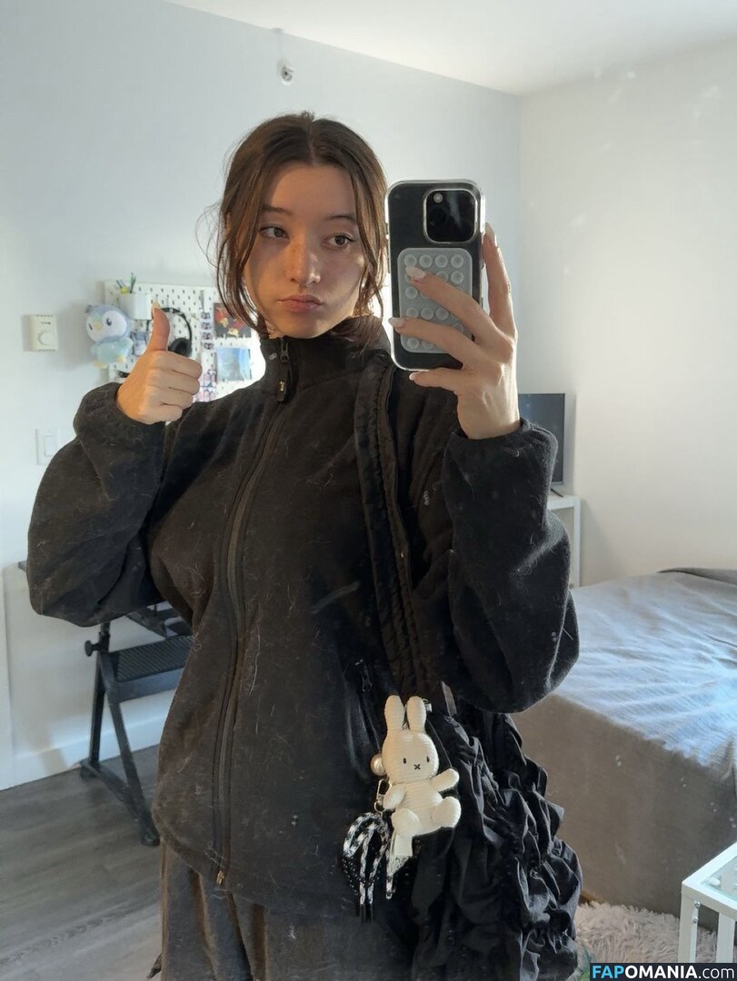 kaerisake Nud OnlyFans  Fotografie scursă #13