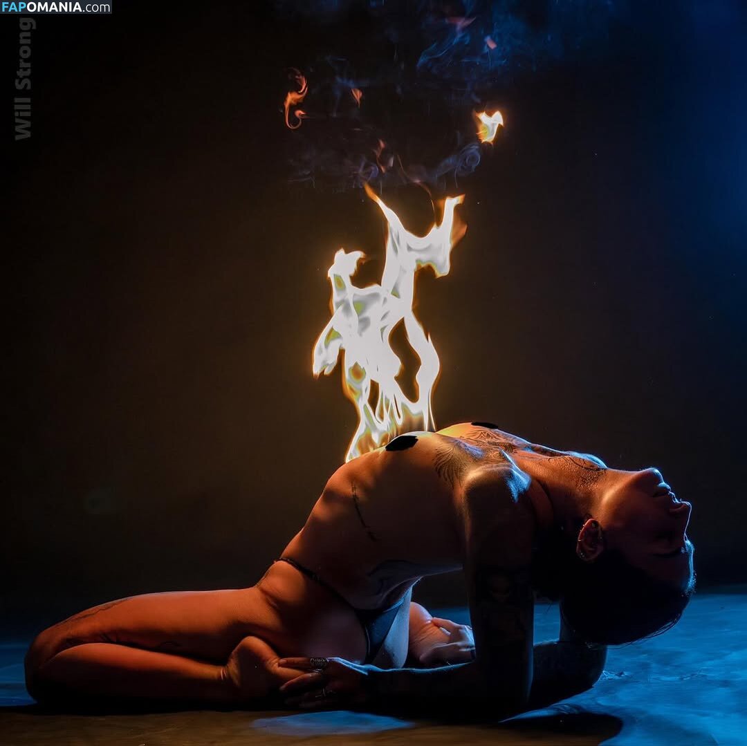 Kaladhara Creations / kaladharacreations / prema.riah Nud OnlyFans  Fotografie scursă #3