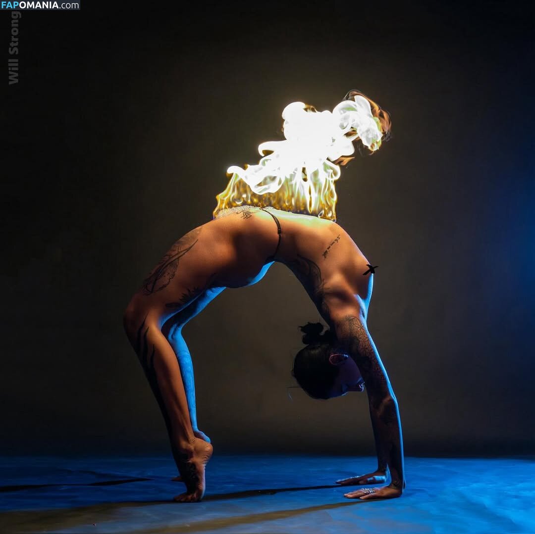 Kaladhara Creations / kaladharacreations / prema.riah Nud OnlyFans  Fotografie scursă #5
