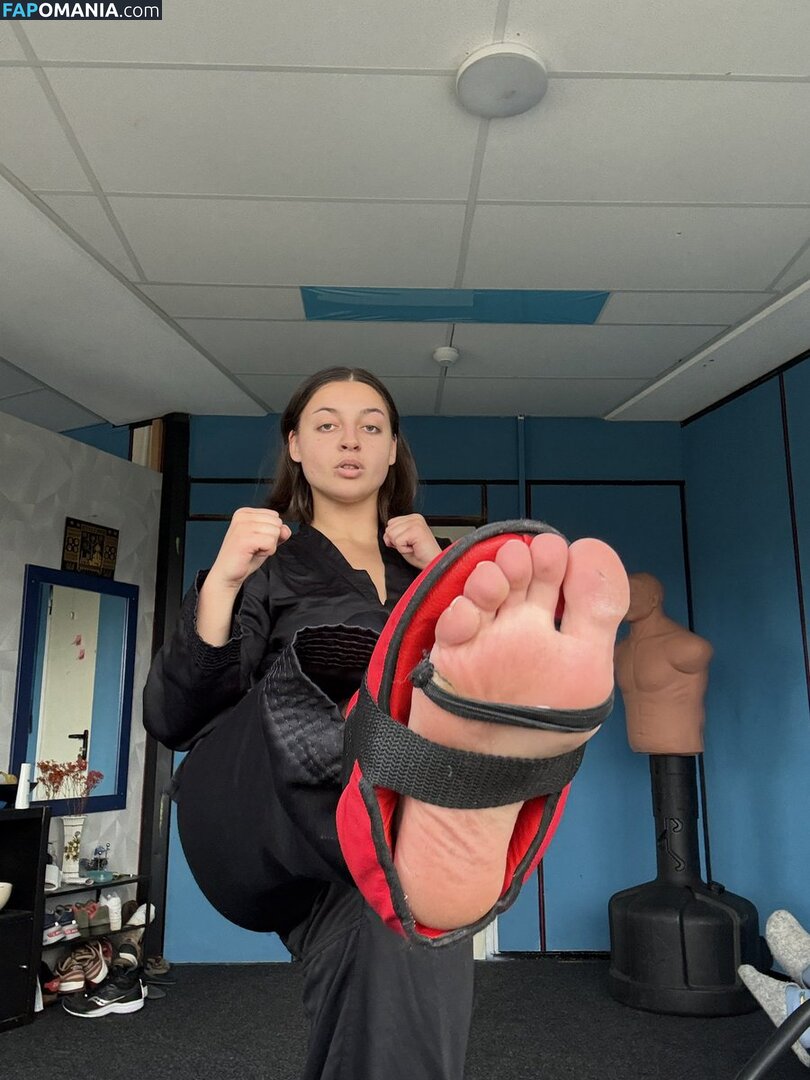 karategoddess Nud OnlyFans  Fotografie scursă #3