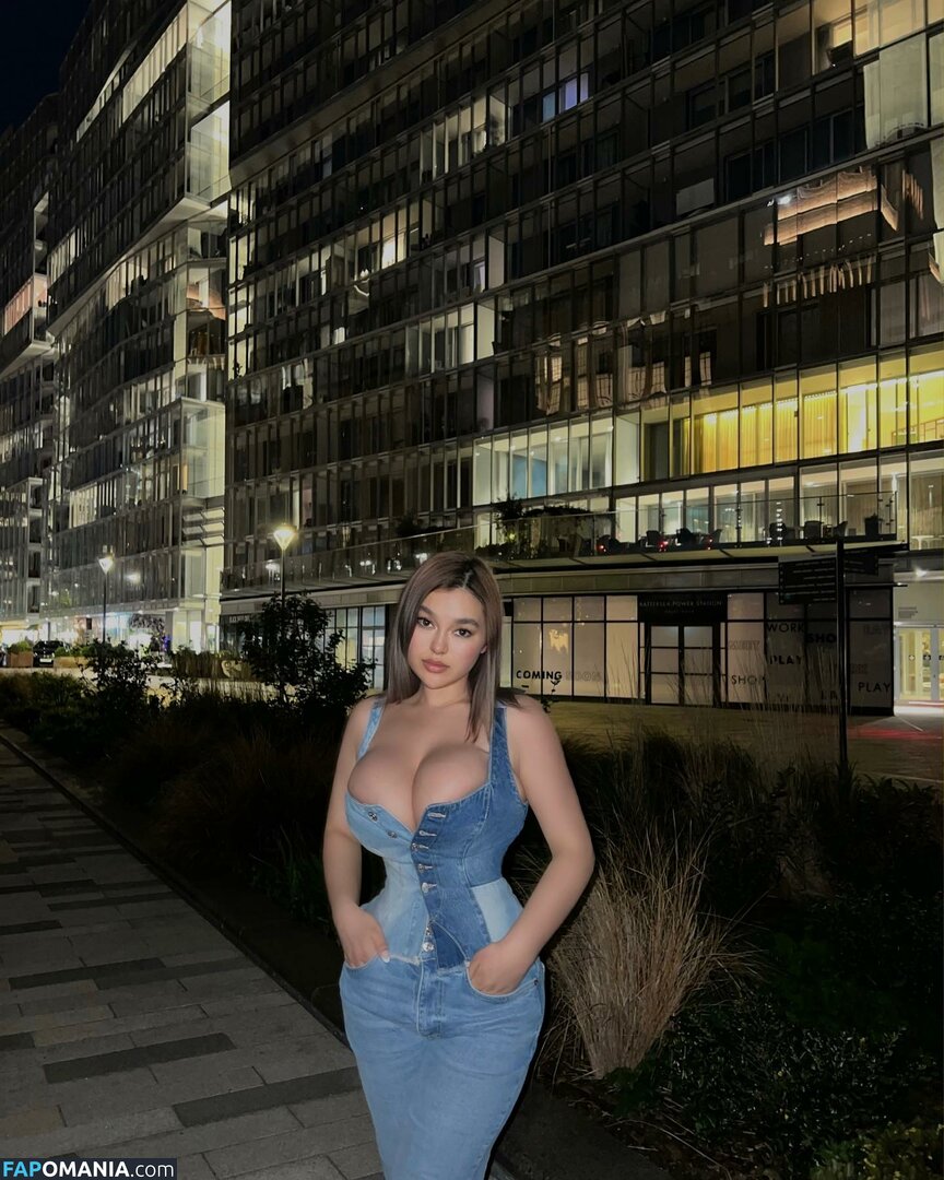 Karina Grinberryall / karina_.1 / leatherbykarina Nud OnlyFans  Fotografie scursă #15