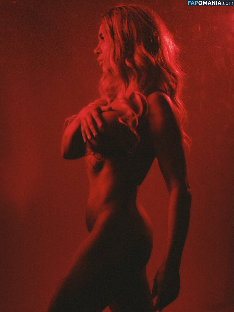 Karina Zvereva / karinazvereva Nud OnlyFans  Fotografie scursă #1