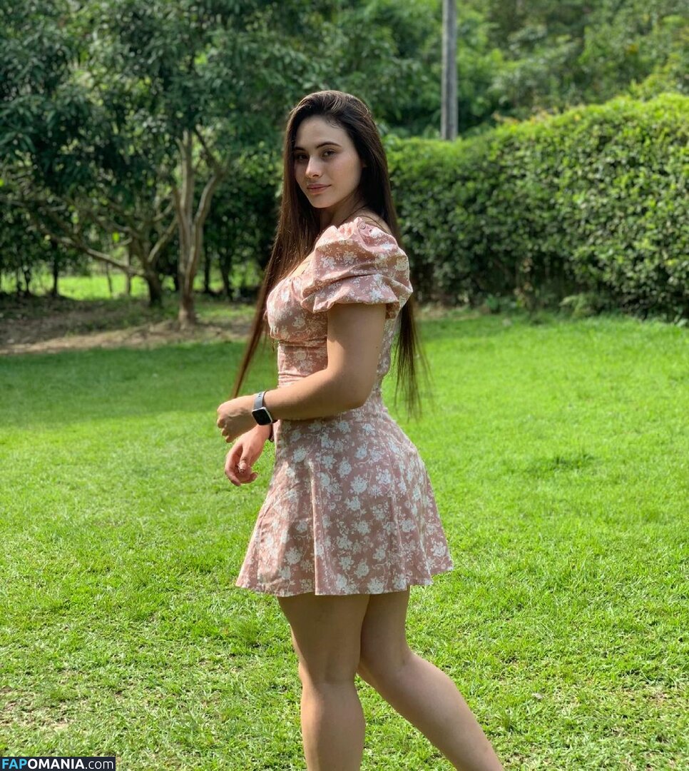 Karoll9 / https: / karoll99_ Nud OnlyFans  Fotografie scursă #1