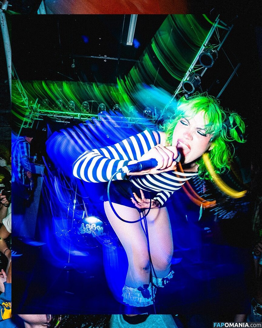 8leggedbaby / Kat Moss Nud OnlyFans  Fotografie scursă #16