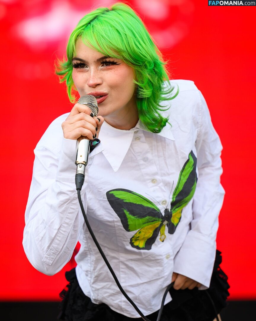 8leggedbaby / Kat Moss Nud OnlyFans  Fotografie scursă #19