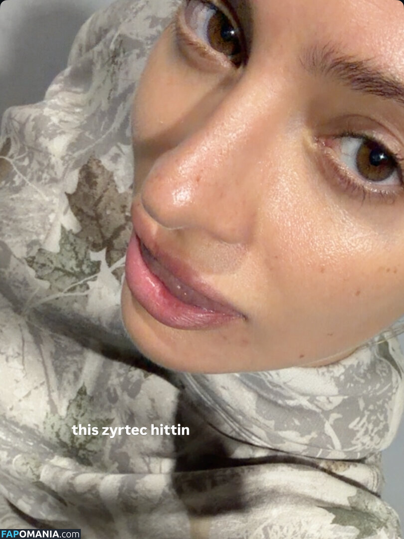 Katie Dillenbeck / katievsaliens Nud OnlyFans  Fotografie scursă #8