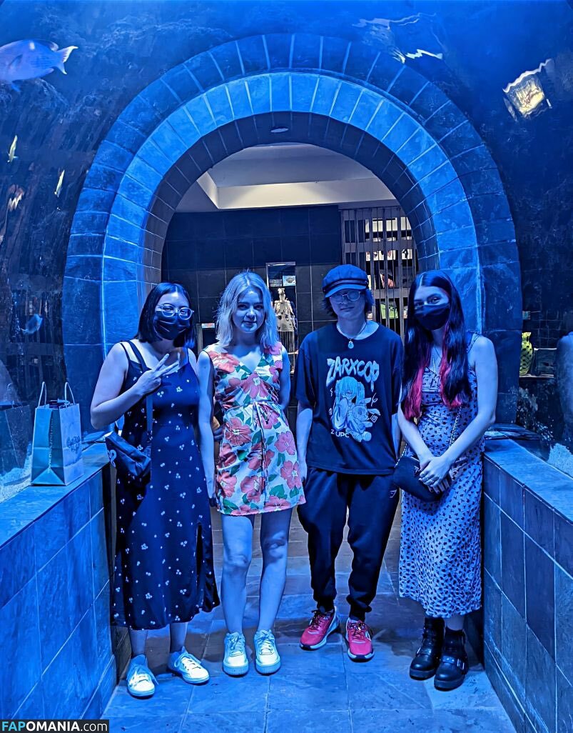  / XSET kat / katsumiFPS Nud OnlyFans  Fotografie scursă #6