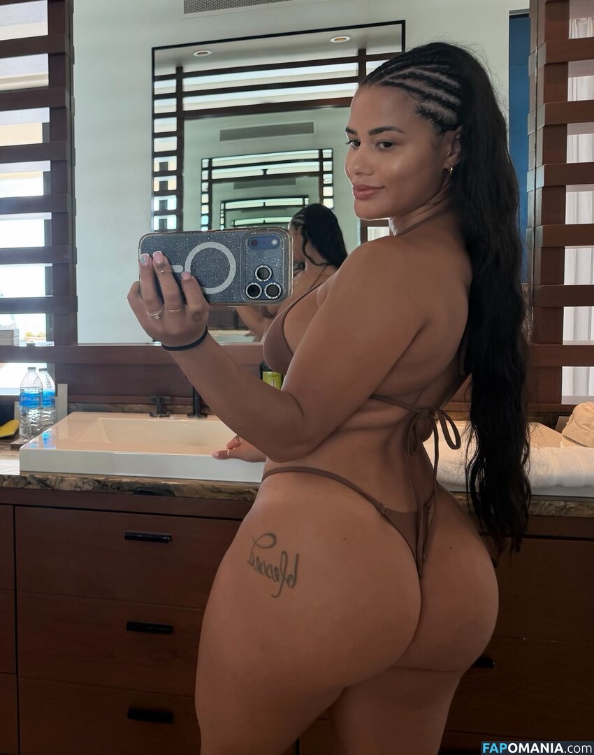 Katya Elise Henry / katyaelisehenry / katyaelisehenrysworld Nud OnlyFans  Fotografie scursă #1051
