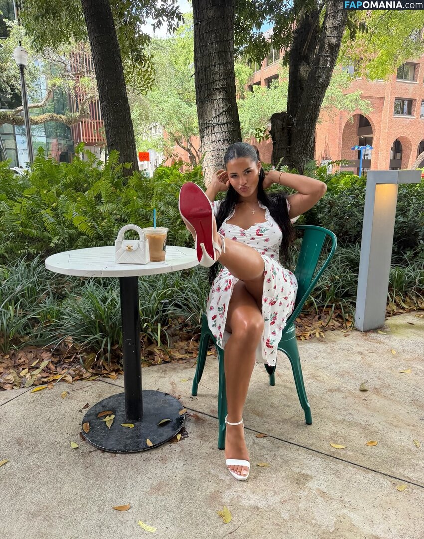 Katya Elise Henry / katyaelisehenry / katyaelisehenrysworld Nud OnlyFans  Fotografie scursă #1170
