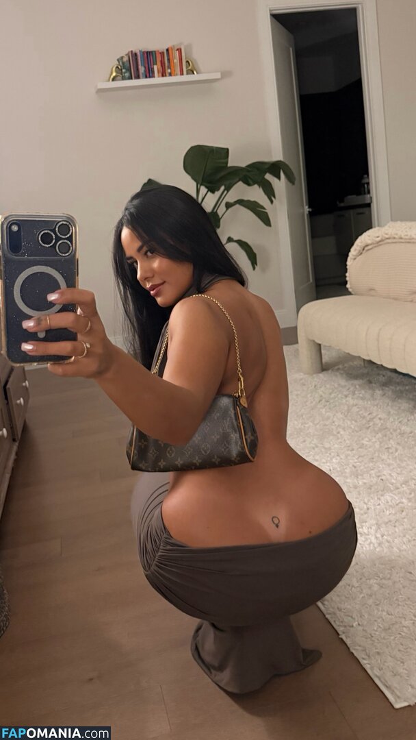Katya Elise Henry / katyaelisehenry / katyaelisehenrysworld Nud OnlyFans  Fotografie scursă #1240