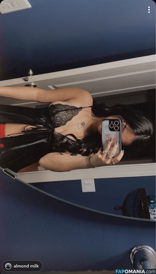 extrablush / kaylielvin Nud OnlyFans  Fotografie scursă #3