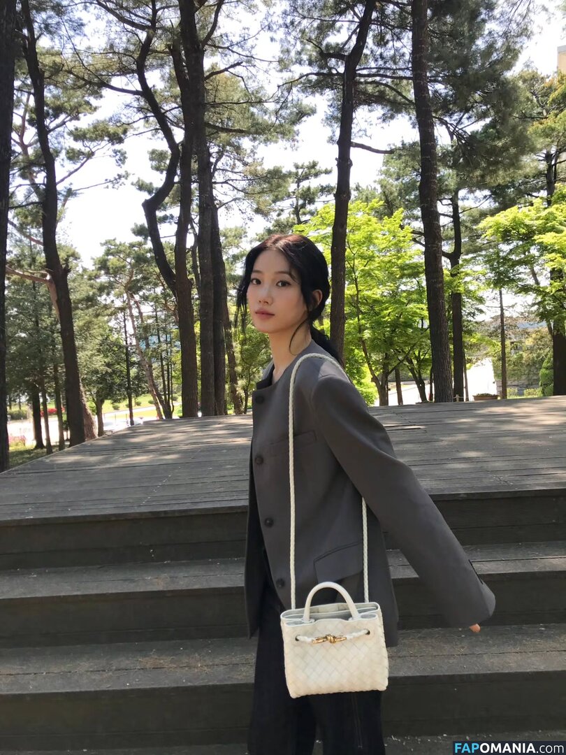 Kazuha Nakamura 中村 一葉 / LESSERAFIM / zuhazana Nud OnlyFans  Fotografie scursă #2