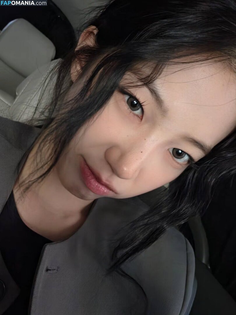 Kazuha Nakamura 中村 一葉 / LESSERAFIM / zuhazana Nud OnlyFans  Fotografie scursă #9