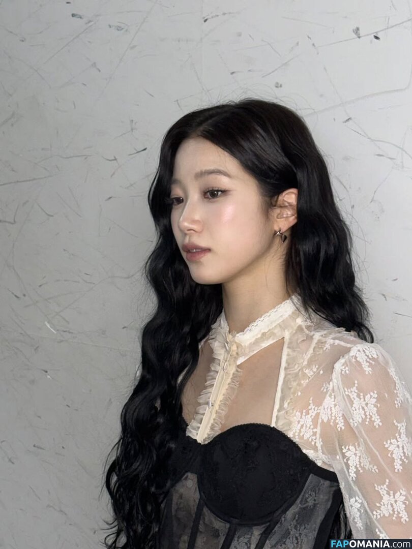 Kazuha Nakamura 中村 一葉 / LESSERAFIM / zuhazana Nud OnlyFans  Fotografie scursă #26