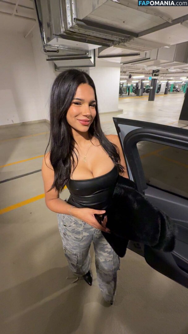 Jogadora / Kiana dufour / kianadufour Nud OnlyFans  Fotografie scursă #44