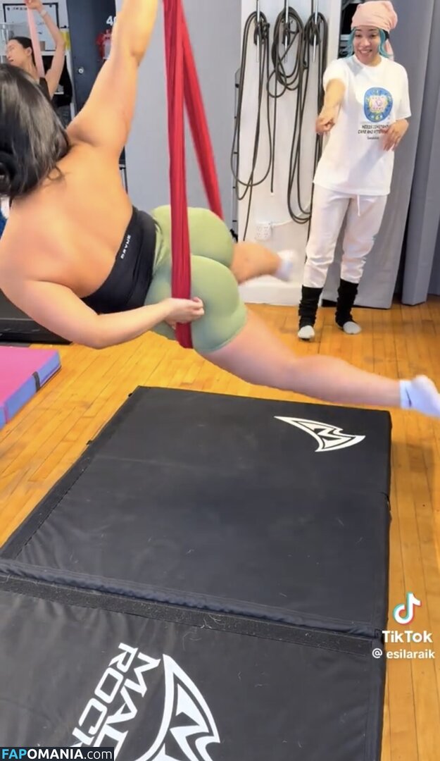 Kiaralise Nud OnlyFans  Fotografie scursă #2