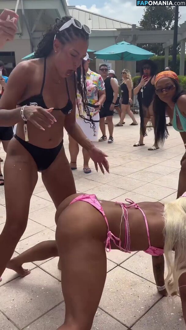 AEW Wrestling / HoganKnowsBest3 / Kiera Hogan / thekierahogan_ Nud OnlyFans  Fotografie scursă #4