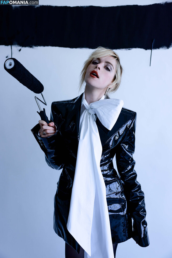 AdventuresSabrina / Kiernan Shipka / kiernanshipka Nud OnlyFans  Fotografie scursă #1536