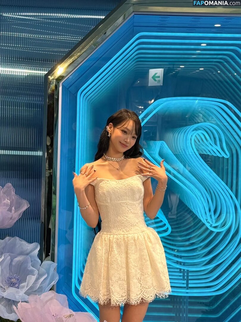 Kim Chaewon / _chaechae_1 / 김채원 Le Sserafim Nud OnlyFans  Fotografie scursă #53