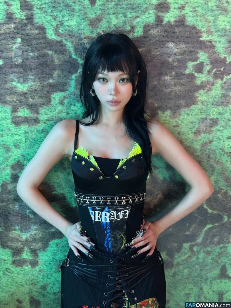 Kim Chaewon / _chaechae_1 / 김채원 Le Sserafim Nud OnlyFans  Fotografie scursă #54