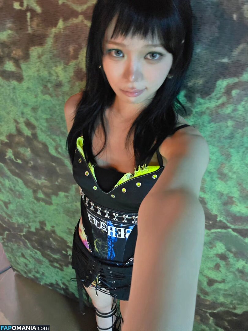 Kim Chaewon / _chaechae_1 / 김채원 Le Sserafim Nud OnlyFans  Fotografie scursă #56