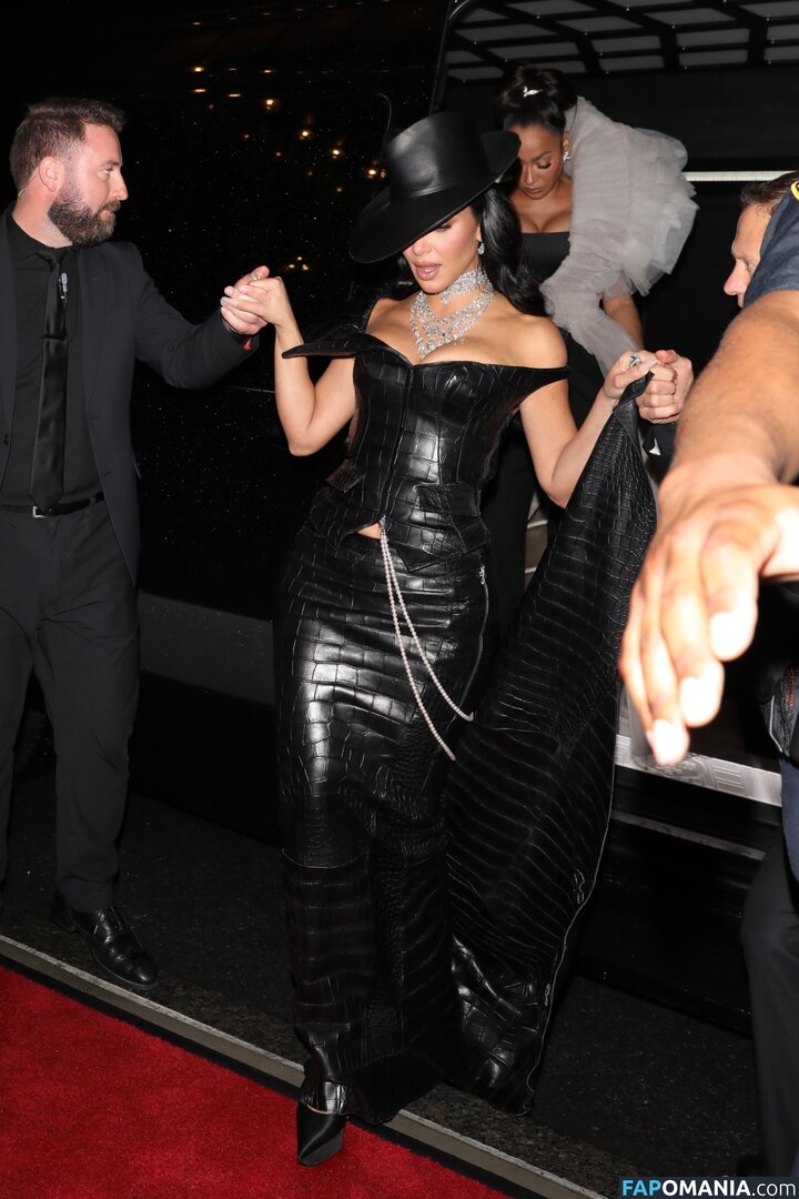 Kim Kardashian / kimkadarshian / kimkardashian Nud OnlyFans  Fotografie scursă #110