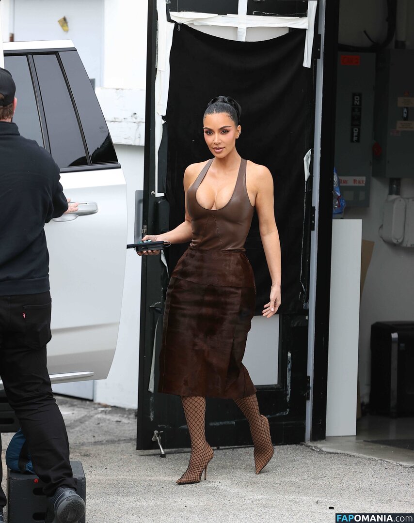 Kim Kardashian / kimkadarshian / kimkardashian Nud OnlyFans  Fotografie scursă #152