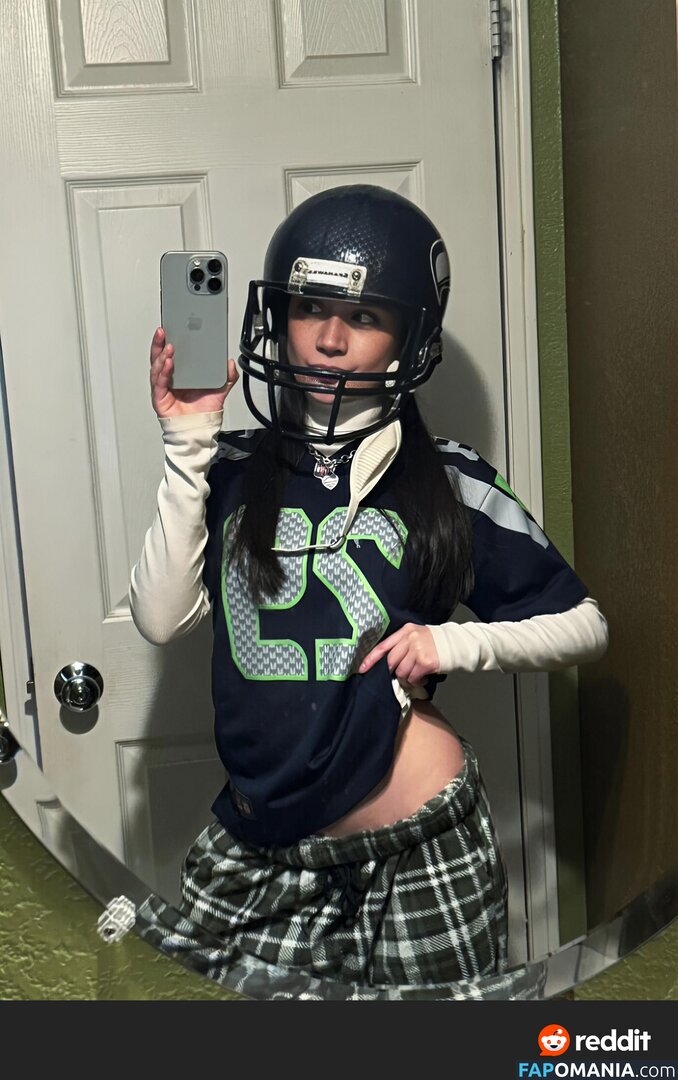 ayowhoischapis / kimbermelendrez Nud OnlyFans  Fotografie scursă #3