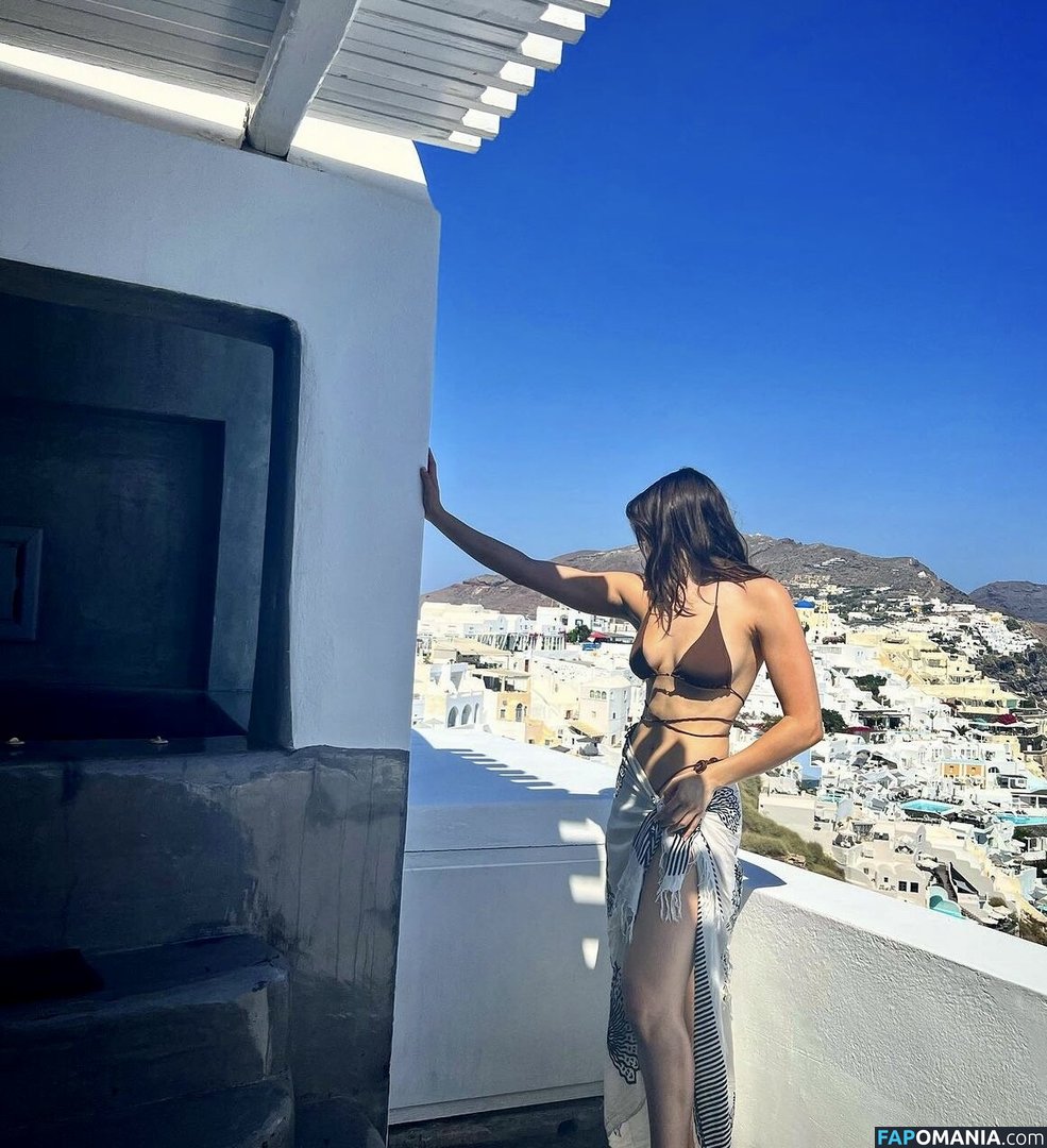 Kira Kosarin / kirakosarin Nud OnlyFans  Fotografie scursă #29