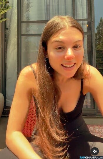 Kira Kosarin / kirakosarin Nud OnlyFans  Fotografie scursă #135