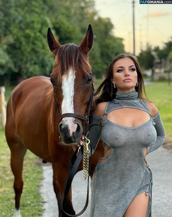 Kira Shine / kira_shine_ Nud OnlyFans  Fotografie scursă #6