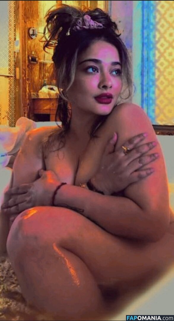 Kiran Rathore / kiran_rathore_official Nud OnlyFans  Fotografie scursă #1