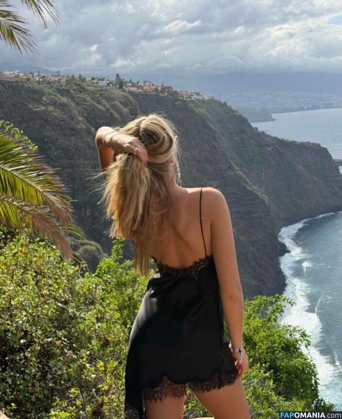 KISSY / KISSYKISSY / Shukovilova Olga / Shukovilova Olha / _olya__hh / cherry_pie6969 / llllllllllllllllllllll67 / meowmeowmeow077 / olyaa.shh / shshshshhhhhhhhh Nud OnlyFans  Fotografie scursă #6