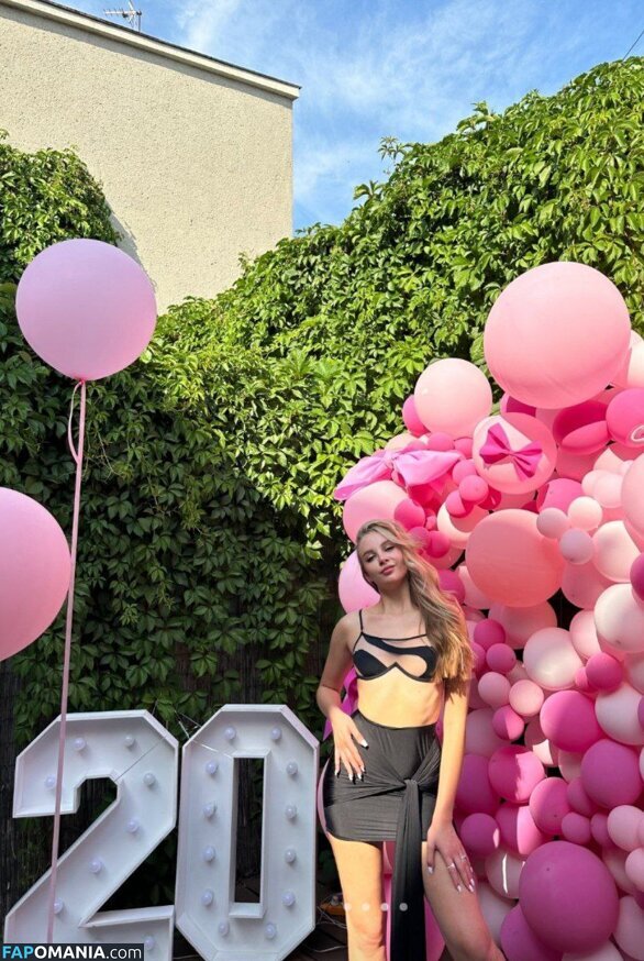 KISSY / KISSYKISSY / Shukovilova Olga / Shukovilova Olha / _olya__hh / cherry_pie6969 / llllllllllllllllllllll67 / meowmeowmeow077 / olyaa.shh / shshshshhhhhhhhh Nud OnlyFans  Fotografie scursă #16