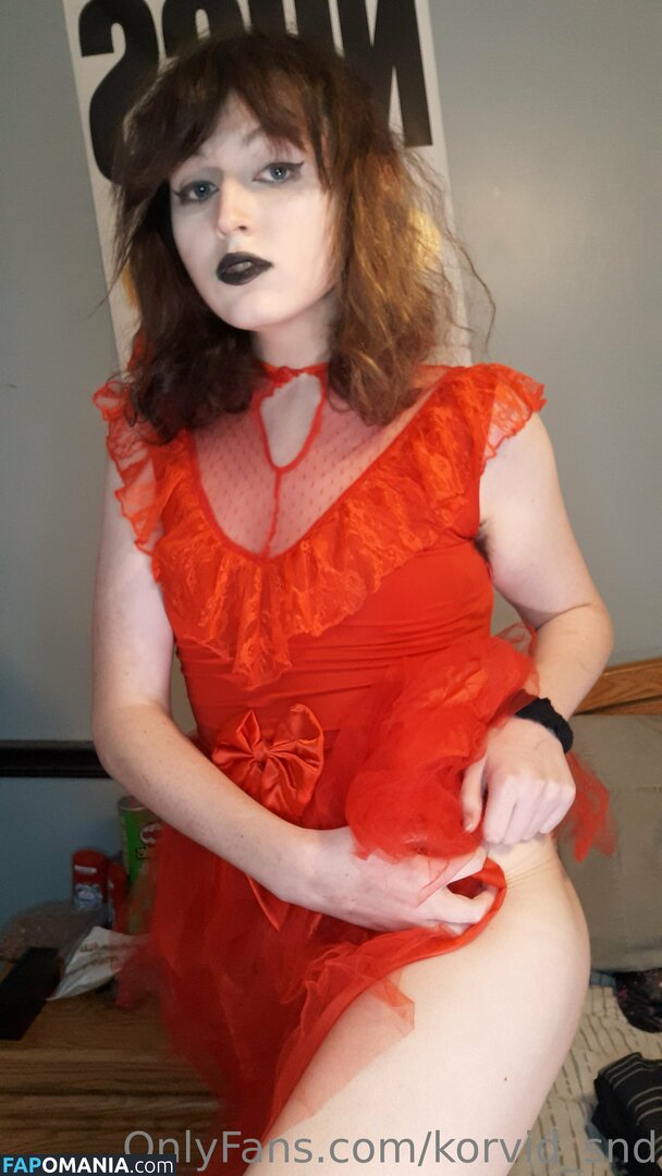 Raven / itsravenhunty_ / korvid_snd Nud OnlyFans  Fotografie scursă #48