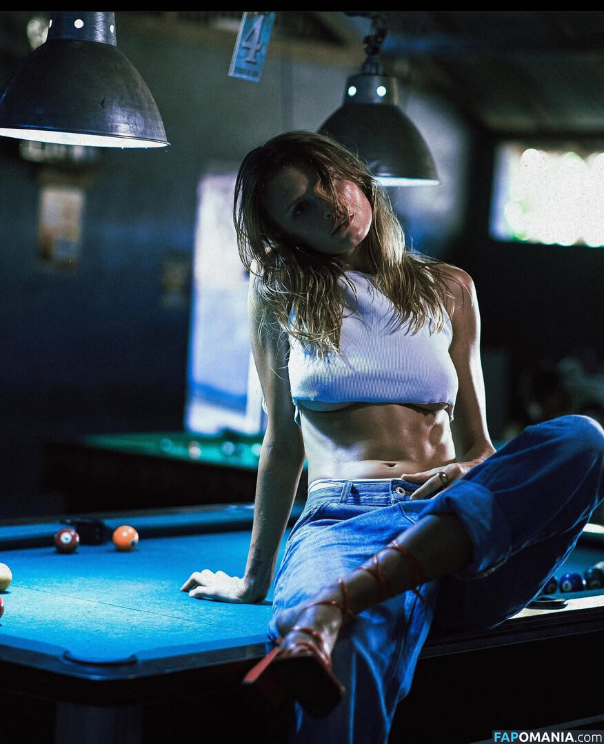 https: / koshernaya Nud OnlyFans  Fotografie scursă #9