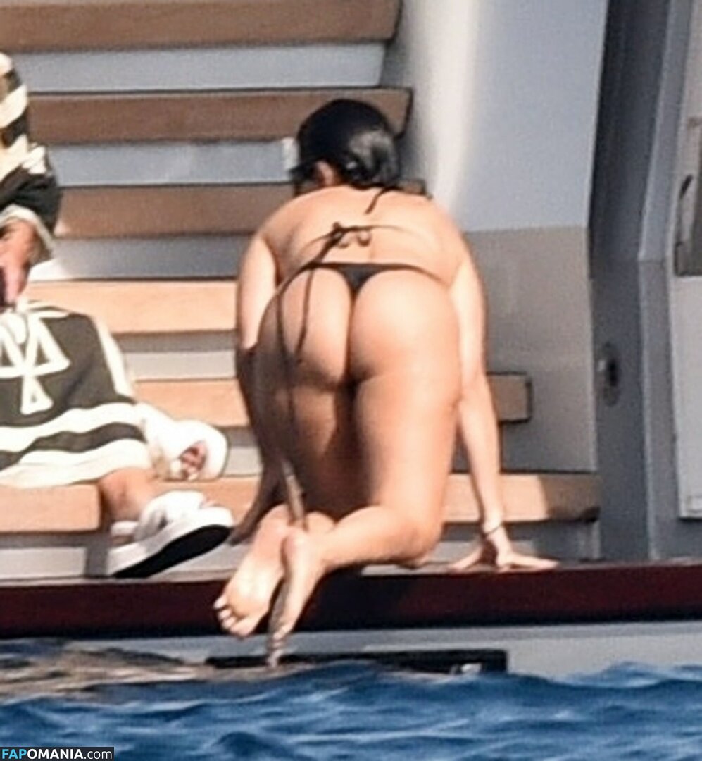 Kourtney Kardashian / kourtneykardash Nud OnlyFans  Fotografie scursă #84