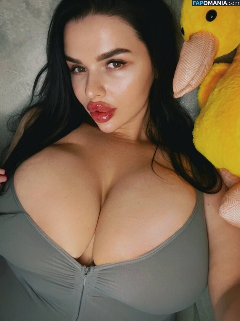 https: / kristina_doru Nud OnlyFans  Fotografie scursă #11