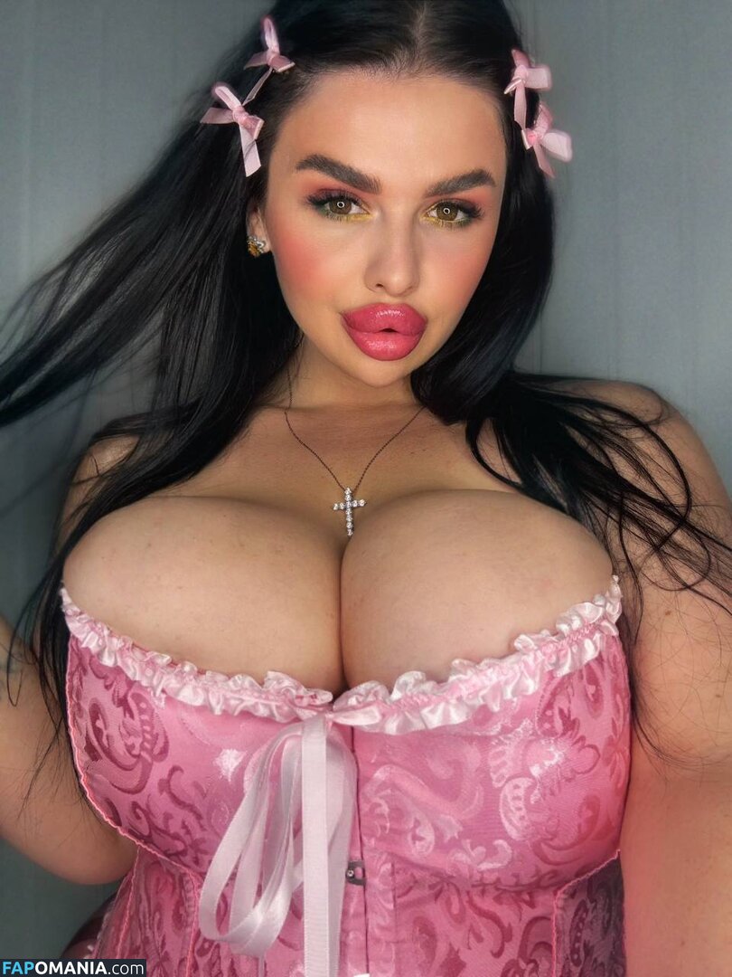https: / kristina_doru Nud OnlyFans  Fotografie scursă #13