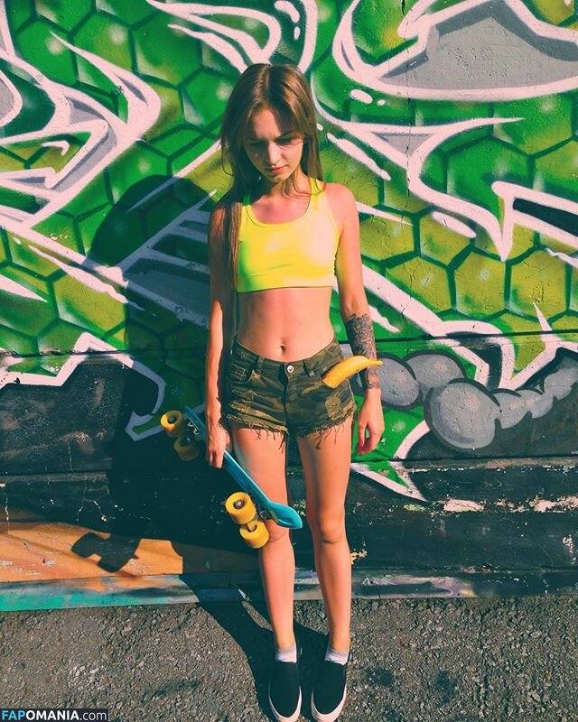 Kriss Drummer / Kristina Rybalchenko / kriss_drummer / user Nud OnlyFans  Fotografie scursă #74
