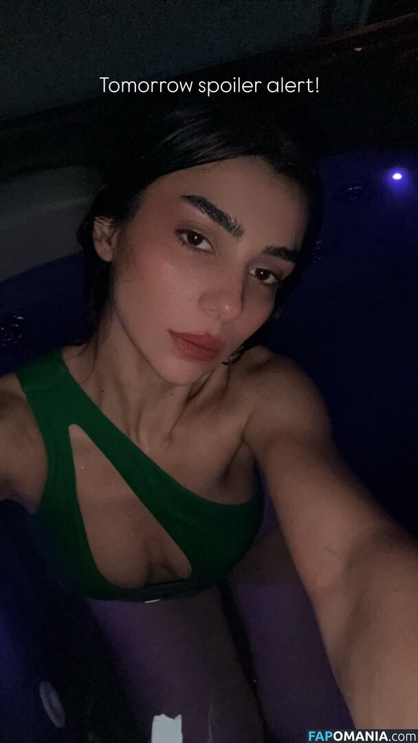 Kübra Miranda Çamlıbel / mirandaorlayn Nud OnlyFans  Fotografie scursă #4