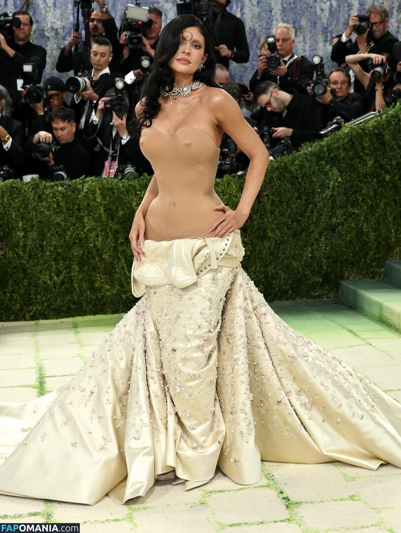 Kylie Jenner / https: / kyliejenner / kyliejenner.2 Nud OnlyFans  Fotografie scursă #75