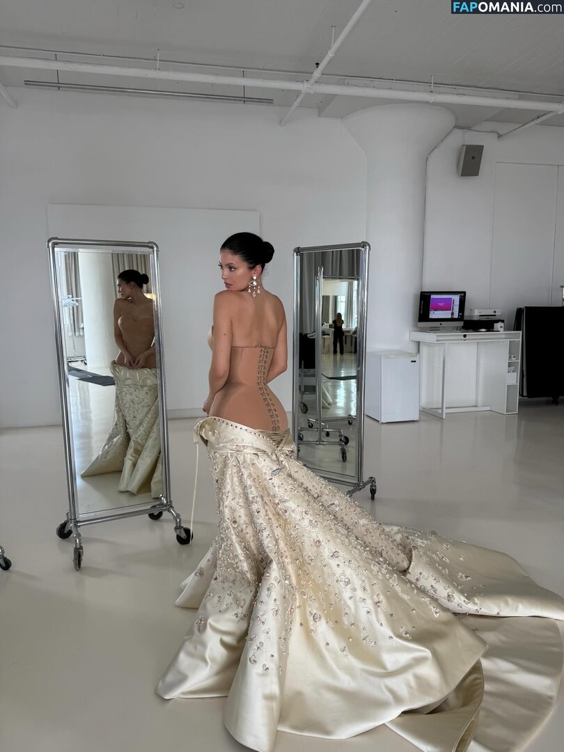 Kylie Jenner / https: / kyliejenner / kyliejenner.2 Nud OnlyFans  Fotografie scursă #82