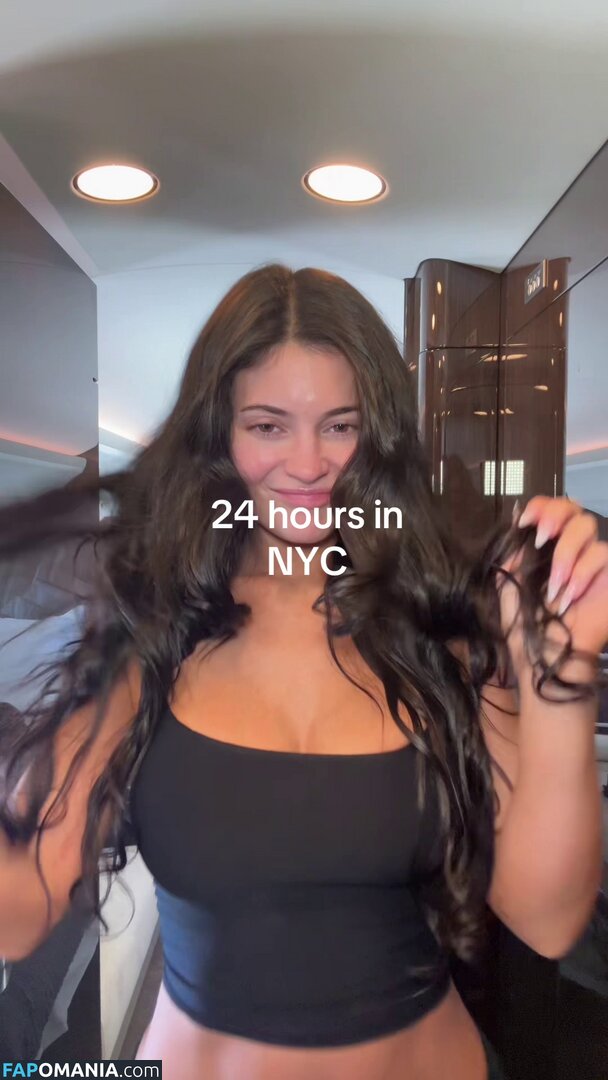 Kylie Jenner / https: / kyliejenner / kyliejenner.2 Nud OnlyFans  Fotografie scursă #89