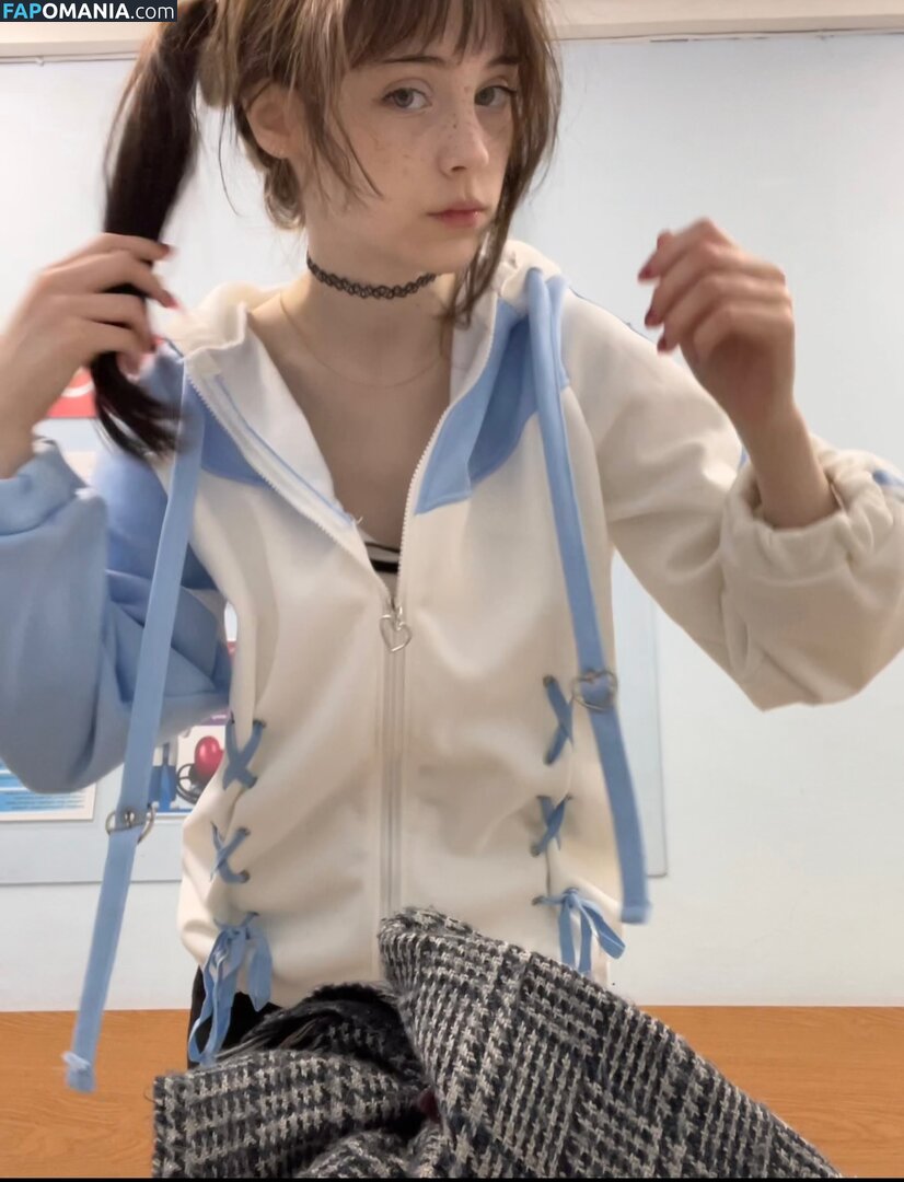 Kzuuki / https: / kzuuki_ / kzuukii / kzuukin Nud OnlyFans  Fotografie scursă #4