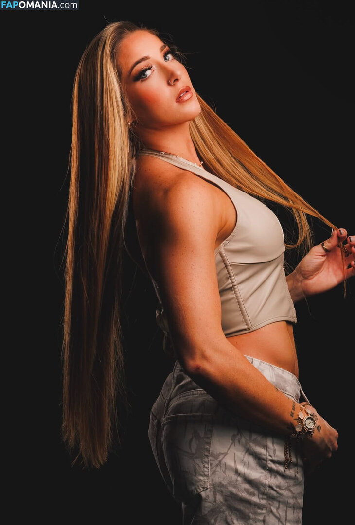 Lainey Reid / https: / lainey_wwe Nud OnlyFans  Fotografie scursă #3