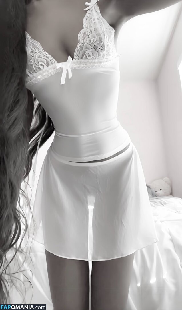 https: / lambpwincess / littlamb Nud OnlyFans  Fotografie scursă #15