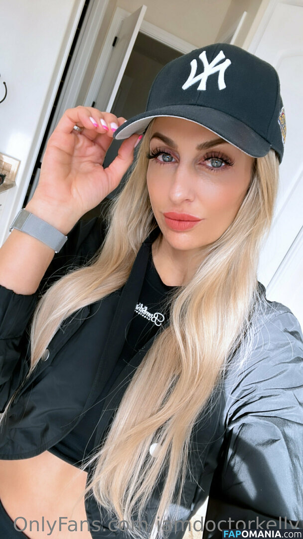 Doctorkelly / Dr Kelly / Lamoreaux / iamdoctorkelly Nud OnlyFans  Fotografie scursă #8