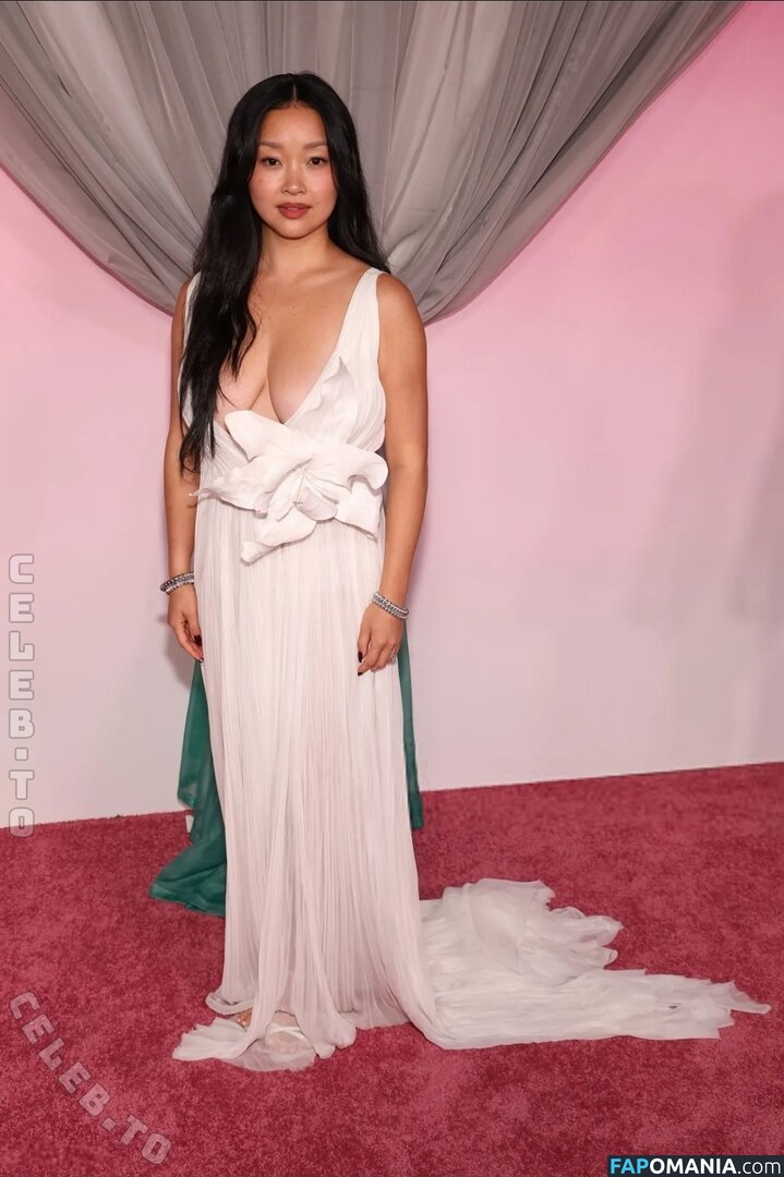 Lana Condor / https: / lanacondor Nud OnlyFans  Fotografie scursă #4